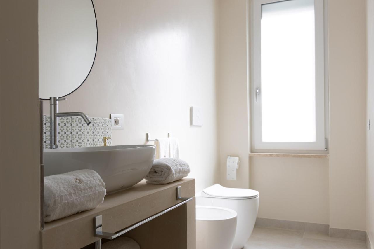 Oronti Accommodations Lecce Eksteriør billede