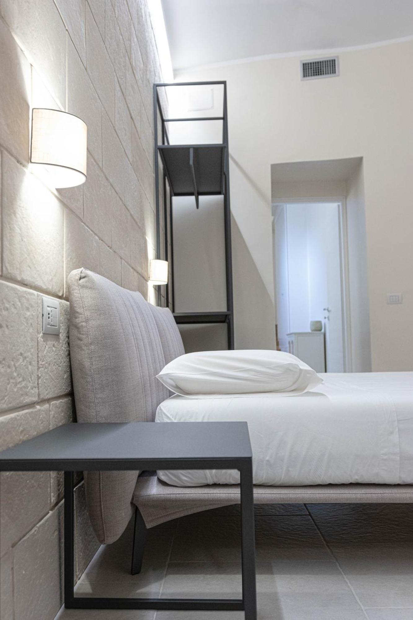 Oronti Accommodations Lecce Eksteriør billede